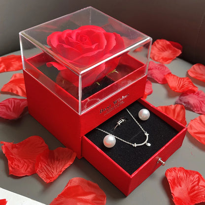 Romantic Rose Jewelry Gift Box – The Perfect Expression of Love