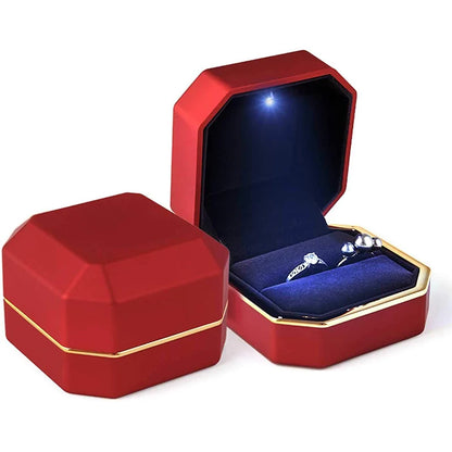 1  LED Jewelry / Ring Box Luxury Velvet . A Presentation That Shines Bright