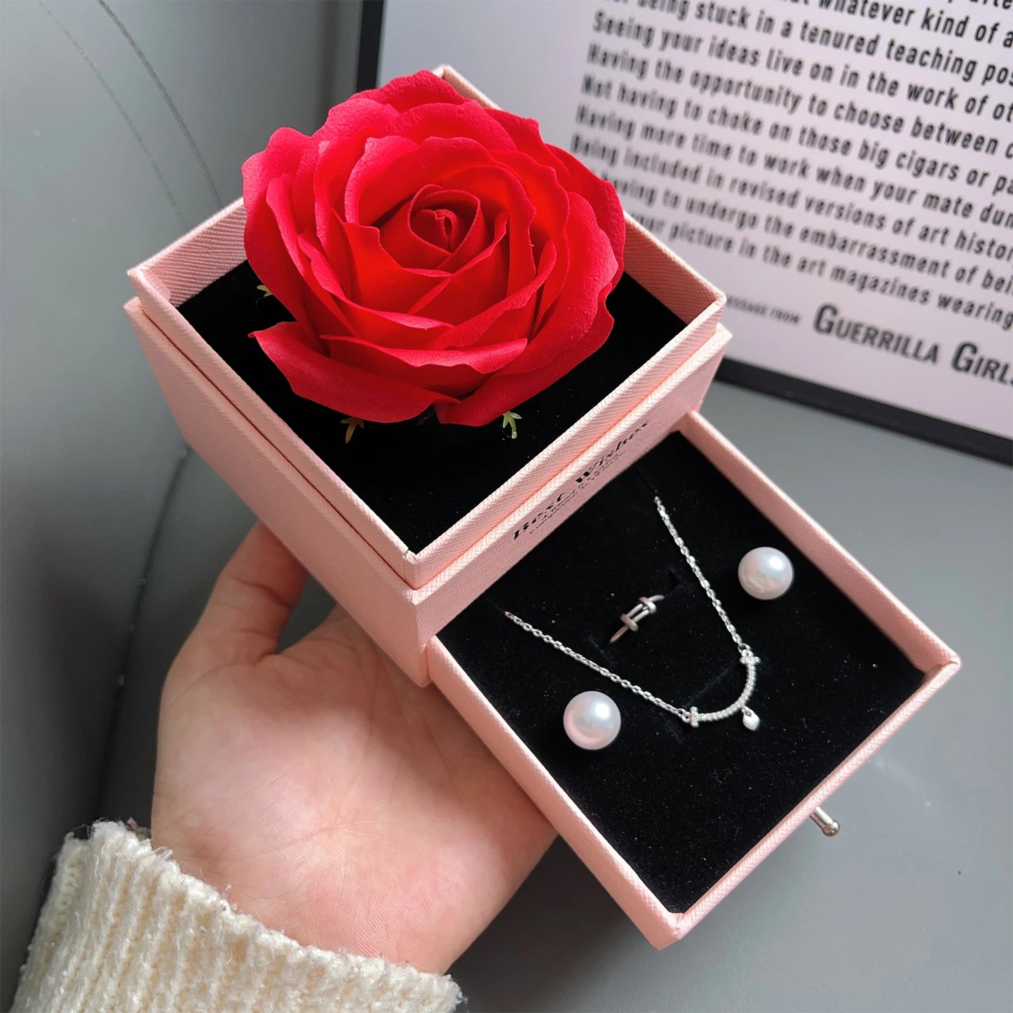 Romantic Rose Jewelry Gift Box – The Perfect Expression of Love